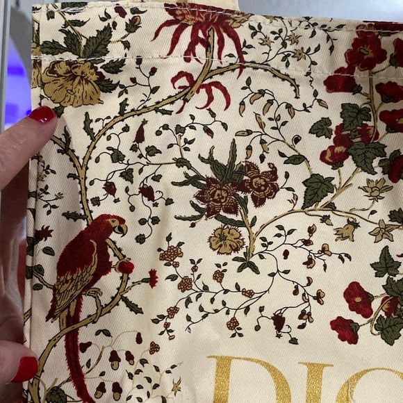 Christian Dior Lunar New Year Tote-NIP - Picture 5 of 12